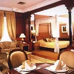 Geulis Boutique Hotel & Cafe