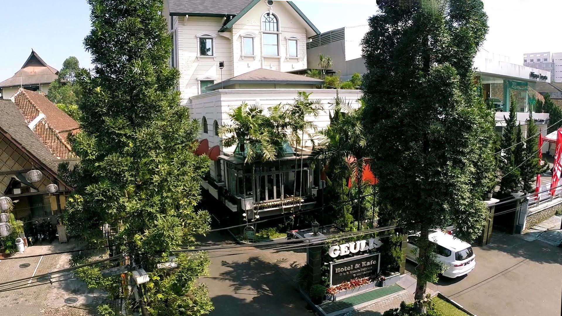 Hotel Geulis Boutique & Cafe Bandung